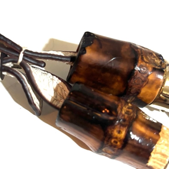 Gucci Beige Hobo Bag with Tassels - Picture 6 of 13